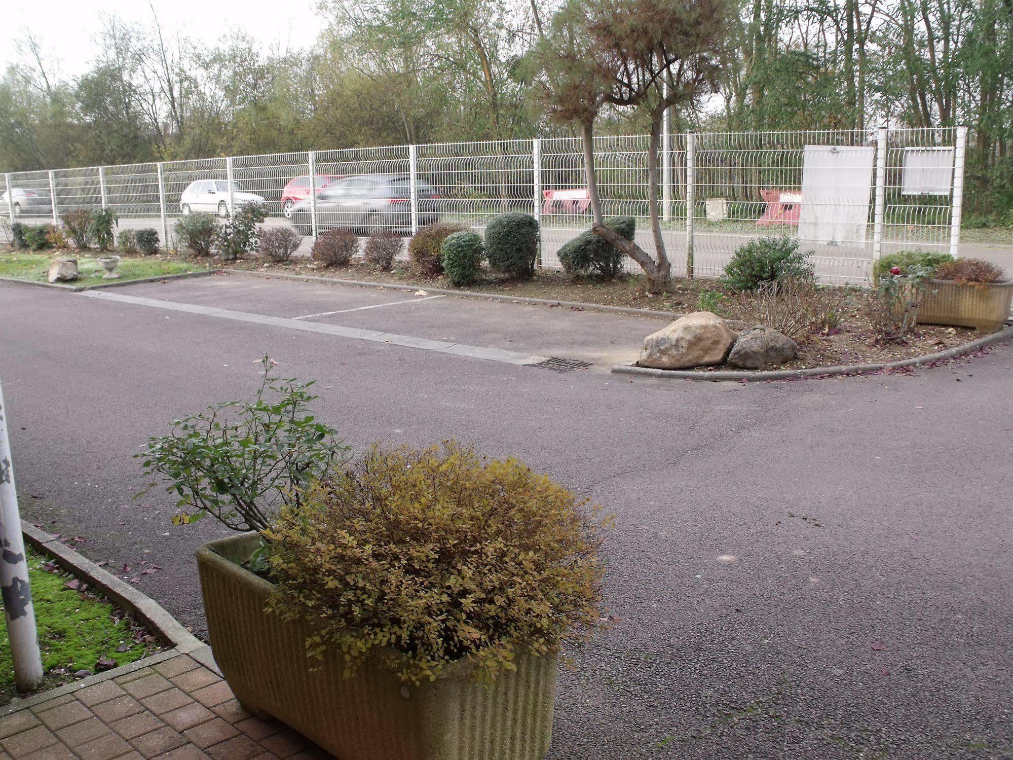 Quick Palace Auxerre Monéteau Dış mekan fotoğraf